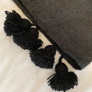 Plaid pompons jean’s