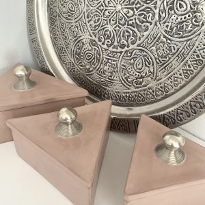 boite tadelakt triangle x3 rose sable