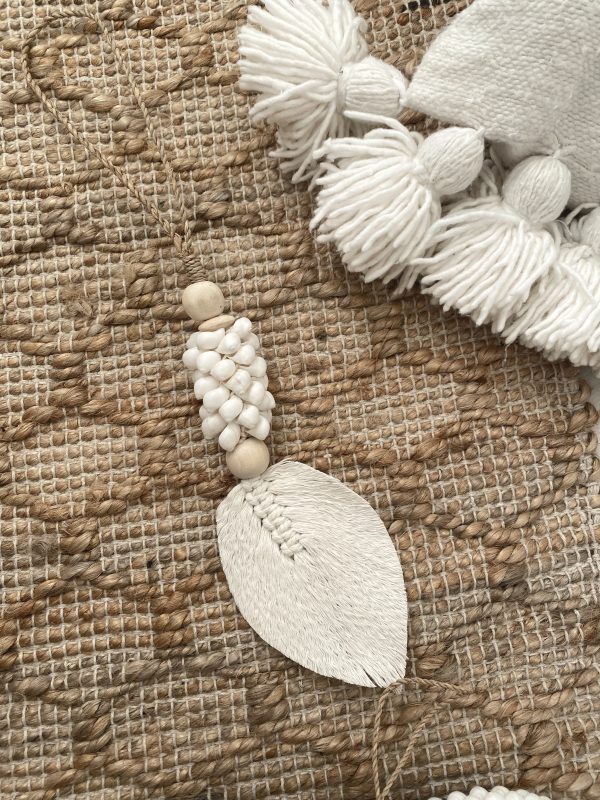 embrase de porte coquillage et plume bali
