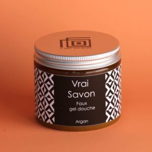 SAVON NOIR