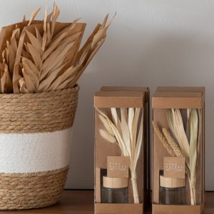 DIFFUSEUR PARFUMEE AVEC FLEURS TEA TREE
